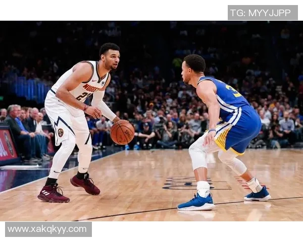 76人强势迎战热火迎接东部巅峰对决 双方阵容解析与比赛前瞻 76人强势迎战热火迎接东部巅峰对决 双方阵容解析与比赛前瞻