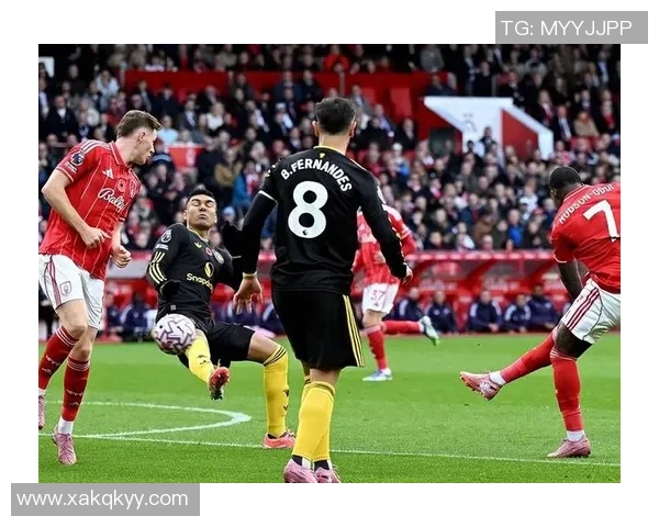 五大联赛球队竞争激烈 热门球员表现突出 赛季新动向与未来趋势分析 五大联赛球队竞争激烈 热门球员表现突出 赛季新动向与未来趋势分析