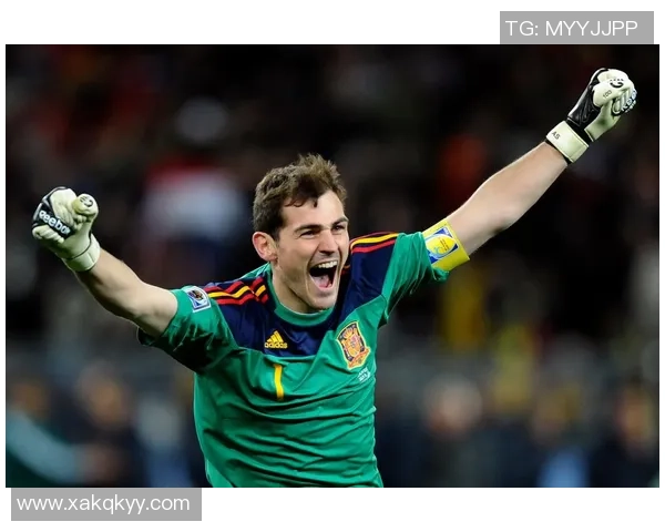 伊克尔卡西利亚斯辉煌生涯回顾从圣卡西到西班牙门神传奇