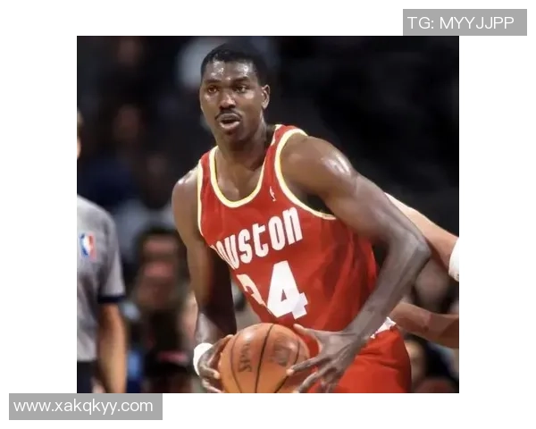 哈基姆·奥拉朱旺:从非洲篮球梦想到NBA传奇的辉煌人生与成就 哈基姆·奥拉朱旺:从非洲篮球梦想到NBA传奇的辉煌人生与成就